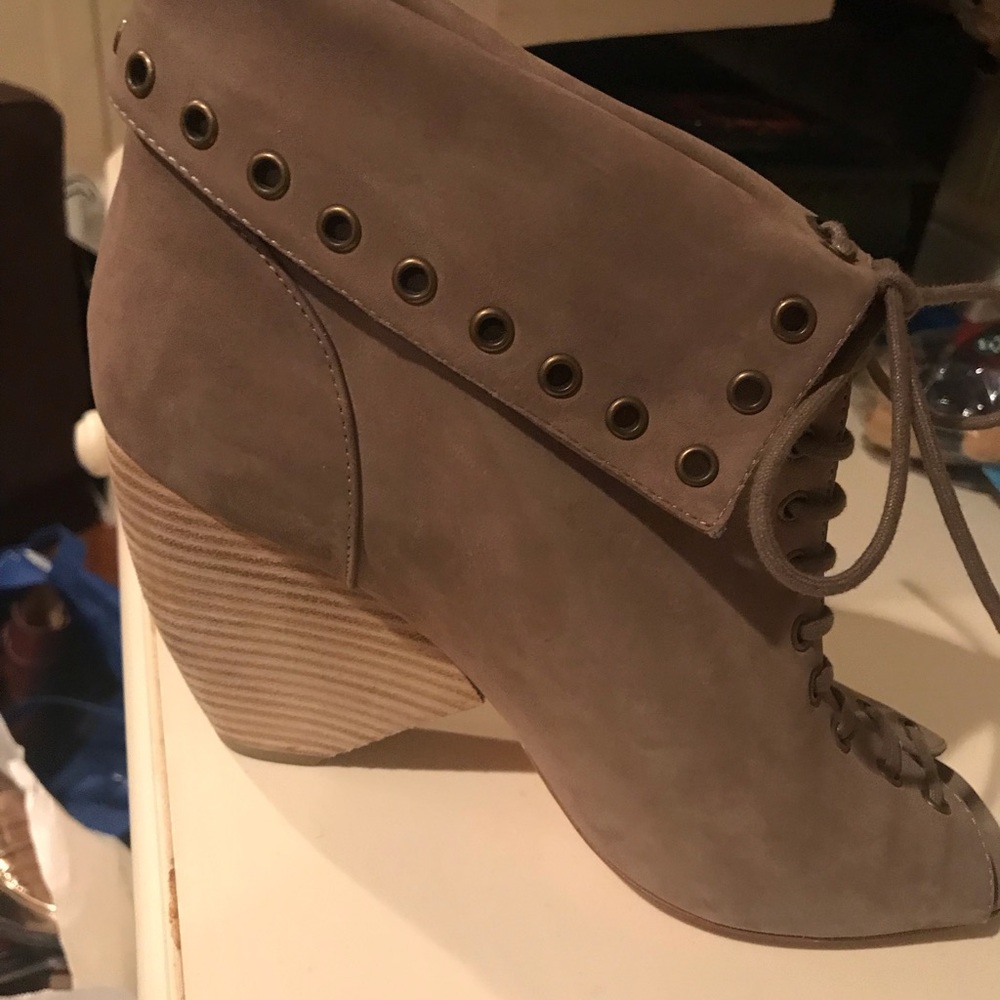 Marc by Marc Jacobs bootie heels! Barely worn!